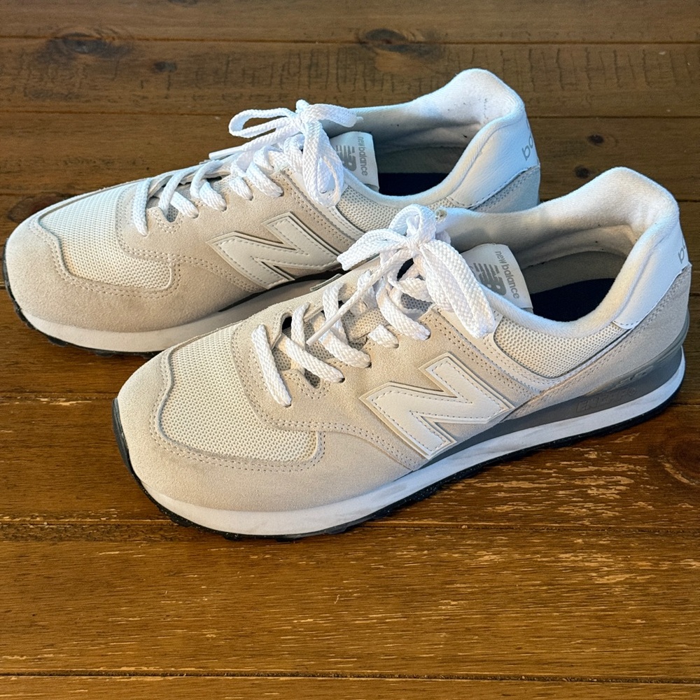 New Balance 574 Core / Nimbus Cloud White Size 9